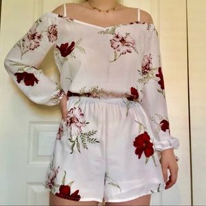 Dynamite floral romper✨